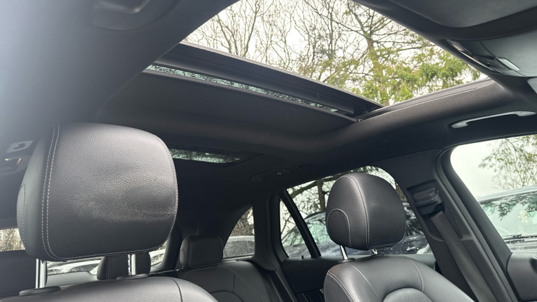 Mercedes-Benz GLC 220d 4Matic AMG Line Premium 5dr 9G-Tronic Diesel Estate